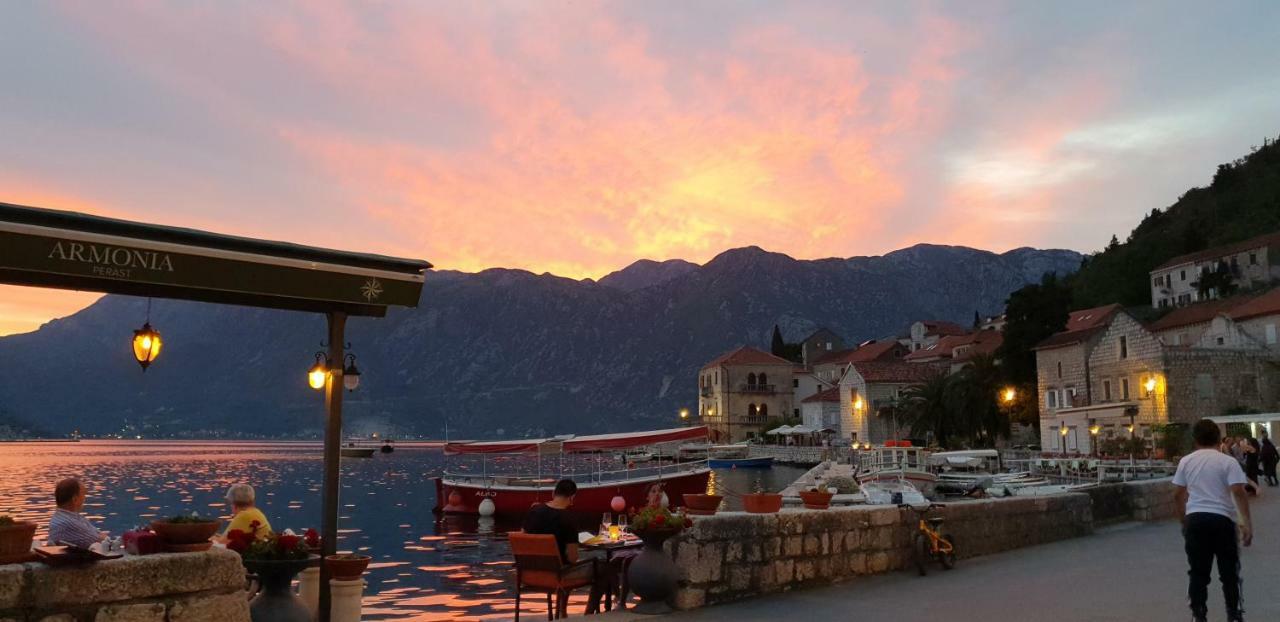 Apartmani Armonia Perast Buitenkant foto